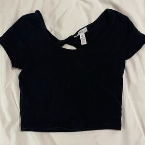 Ambiance Apparel Black Crop Top with back key hole size Medium